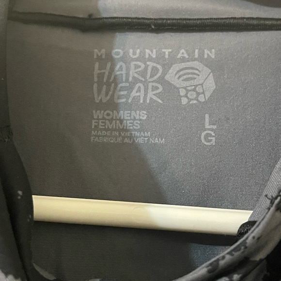 Mountain Hardware Camo hoodie - Picture 5 of 5